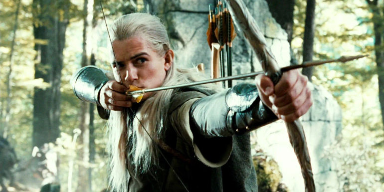 LOTR: Legolas' Jaw-Dropping Archery Skills in Helm's Deep Battle - A Master Archery Expert Weighs In!