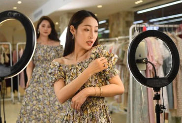 Cách tăng thu nhập lên tỷ đồng từ livestream mà KOC không thể bỏ qua