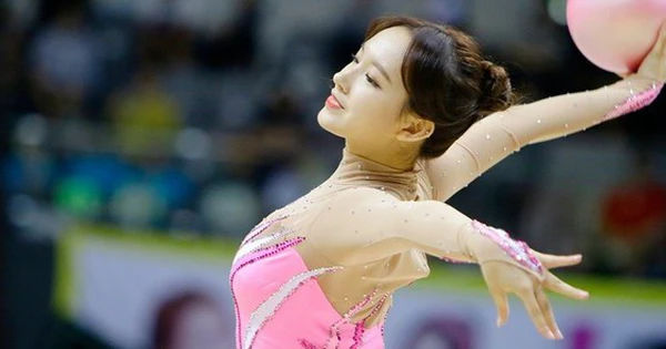 Nhan sắc nữ diễn viên 25 tuổi chinh phục trái tim Lương Triều Vỹ: Bí mật tình ái nổi bật