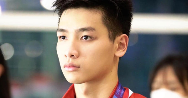 Điều gì khiến kình ngư Nguyễn Hữu Kim Sơn rút lui khỏi đội tuyển bơi Việt Nam?