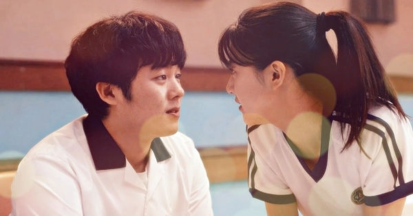 Clip hot nhất: Cặp đôi diễn viên Hàn khiến fan đứng ngồi không yên với niệm chú siêu dễ thương