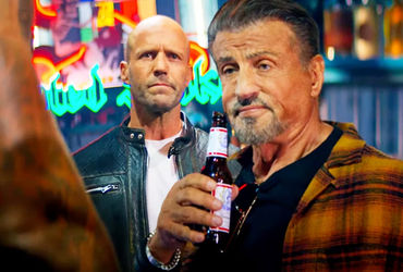 Explosive Carnage Unleashed: Jason Statham and Sylvester Stallone Join Forces in Exhilarating Expendables 4 Bar Brawl!