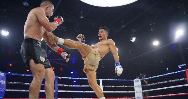 Trần Quốc Tuấn khiến fan đứng ngồi không yên khi thống nhất ngôi vô địch giải Muay tuyệt đỉnh MTR trong đêm đấu