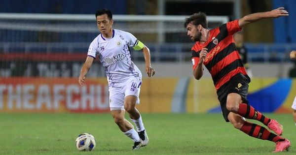 Văn Quyết tiếc nuối sau thất bại, khẳng định cầu thủ Việt Nam xuất sắc đá ở Nhật, Hàn