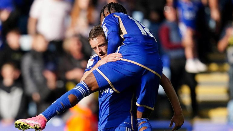 Leicester City Storms to the Top of the Championship; Leeds and Ipswich Claim Victories – EFL Round-Up