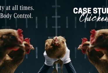 Chiến dịch “Chicken” của Mercedes-Benz: Gà “lấp ló” theo nhạc nhờ ý tưởng điên rồ được lan truyền không ngừng