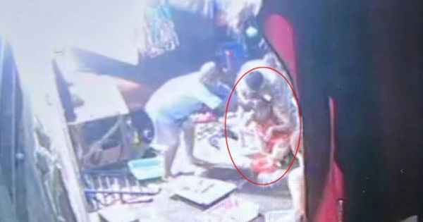 Đòn tim đánh gục, người phụ nữ Bình Dương té úp mặt vào chảo dầu: Sự thật khiến ngỡ ngàng!