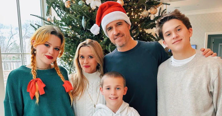 Reese Witherspoon's Unforgettable Family Moments with Her 3 Kids: Discover Their Most Heartwarming Photos!