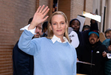 Stepping Into Preppy Elegance: Master Uma Thurman's Classy Collared Pullover