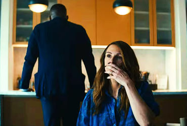 Unveiling Chaos: Julia Roberts & Mahershala Ali Collide in the Epic Leave The World Behind Trailer