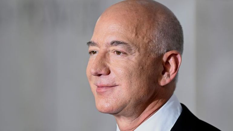 Bezos Nears Decision for Next Leader of The Washington Post, Reaffirming His Dedication to the Paper
