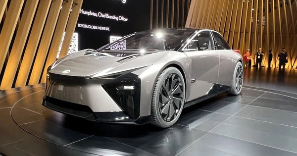 Lexus tung ra mẫu xe điện cạnh tranh BMW i4: Nội thất độc đáo, hiện đại, sạc 1000km
