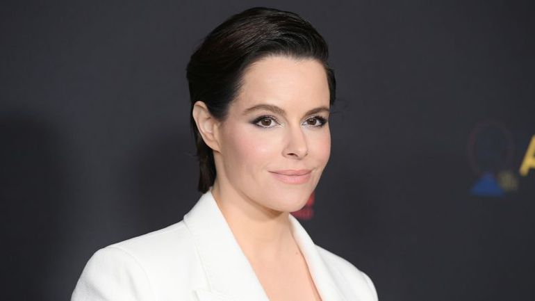 Emily Hampshire Apologizes for Johnny Depp and Amber Heard Halloween Costumes