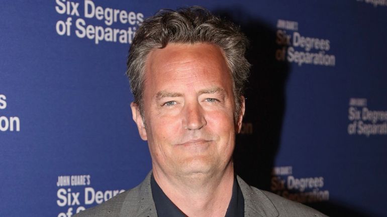Insider Reveals Warner Bros Exec's Insight on Casting Matthew Perry as Chandler on 'Friends'
