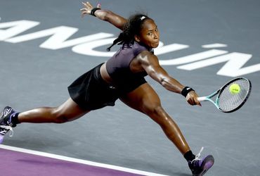 Coco Gauff's Semifinal Spot Secured in the WTA Finals Despite 17 Double Faults