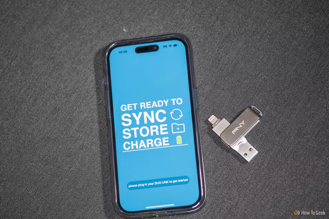 PNY Duo Link iOS Dual Flash Drive: A Comprehensive Review of Mobile Storage