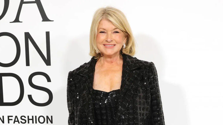 Martha Stewart Shocks Fans as She Abandons Thanksgiving Dinner Plans: 'No Way!'