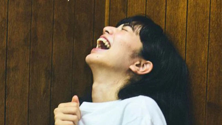 Nguy hiểm của việc cười quá nhiều đến tính mạng - từ nguy cơ tổn thương đến nguy hiểm ngạt thở