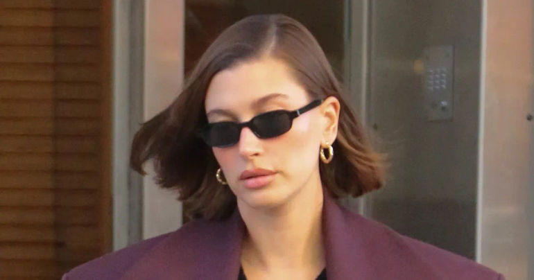 Hail(y)ing the 80s: Hailey Bieber Nails the Oversized Shoulder Pad Trend!