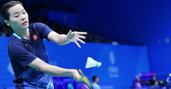 Nguyễn Thùy Linh tạo bất ngờ khi đánh bại cả nhà vô địch thế giới và Olympic Carolina Marin
