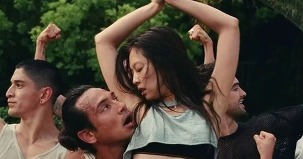 Kpop: Đang bị lợi dụng?