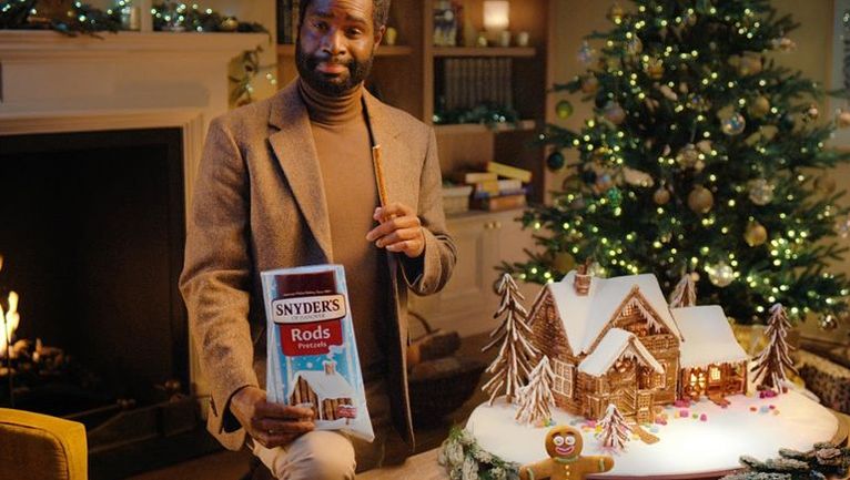 Gingerbread Rescue: Snyder's pretzels reunite gingerbread people with their edible homes