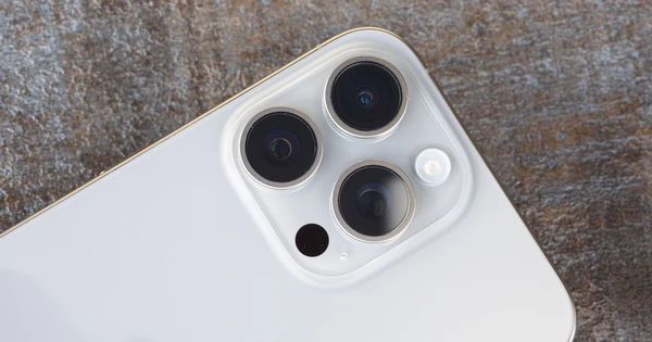 iPhone 17 Pro Max: Cái đã khiến nó trở thành phiên bản iPhone đột phá trong lịch sử