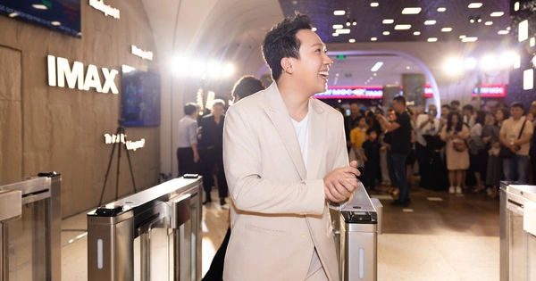 Bức tranh xinh đẹp trên mạng xã hội với Galaxy Sala khi sao Việt dành niềm tin