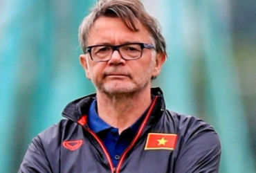 HLV Troussier gặp nhiều khó khăn trước Asian Cup 2023