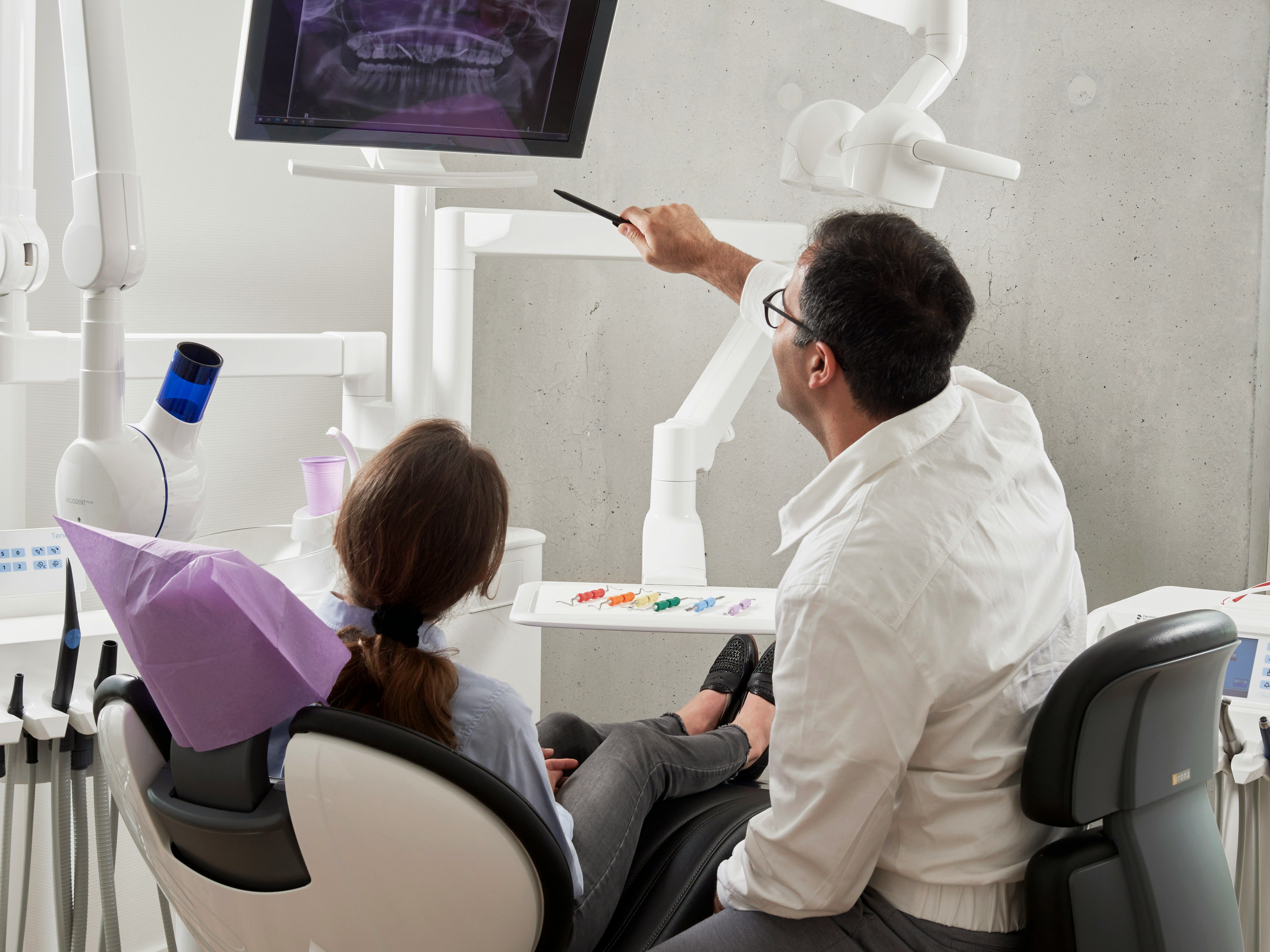 What to Know Before Becoming a Dentist