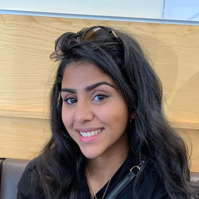 Reviewer Zaina Shaik photo