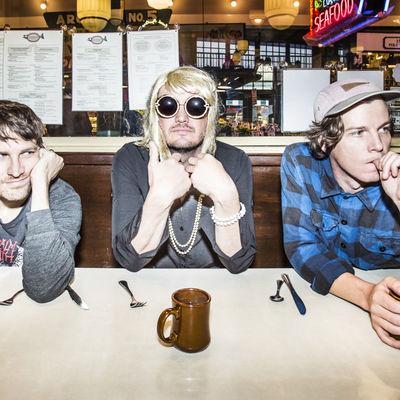 STRFKR