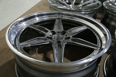 Two-Tone Metallic Gray Powder Coating on Wheels