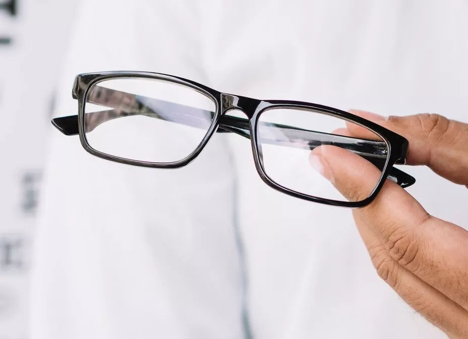 Premium eyeglass lenses designed for clearer, more comfortable vision in Albuquerque, NM