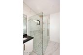 Thumbnail 59