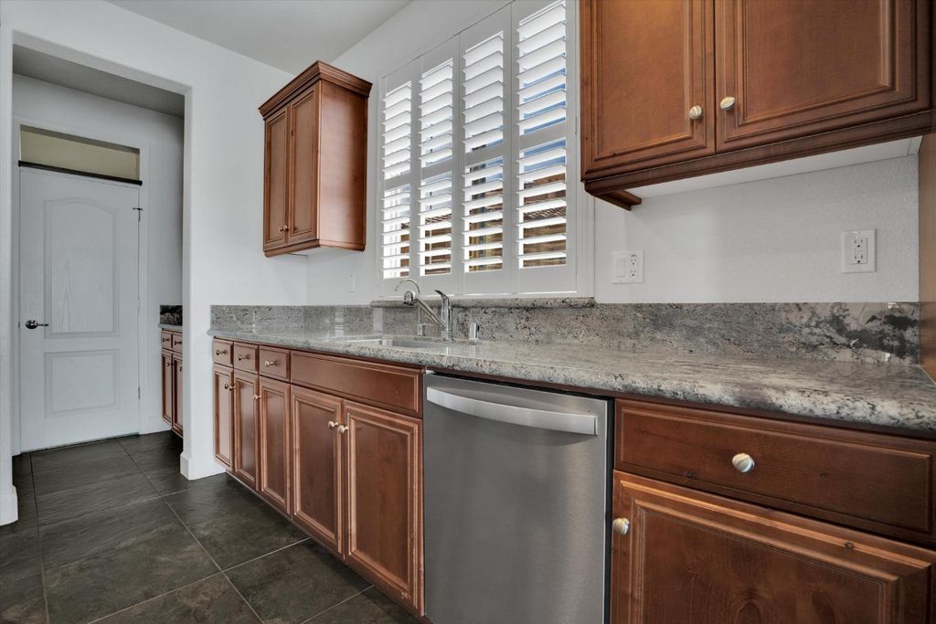 Picture 34: 4216 Volpaia Place, Manteca, CA 95337