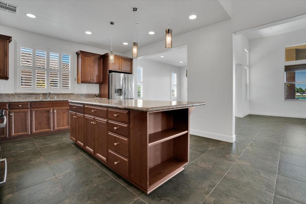 Picture 34: 4216 Volpaia Place, Manteca, CA 95337