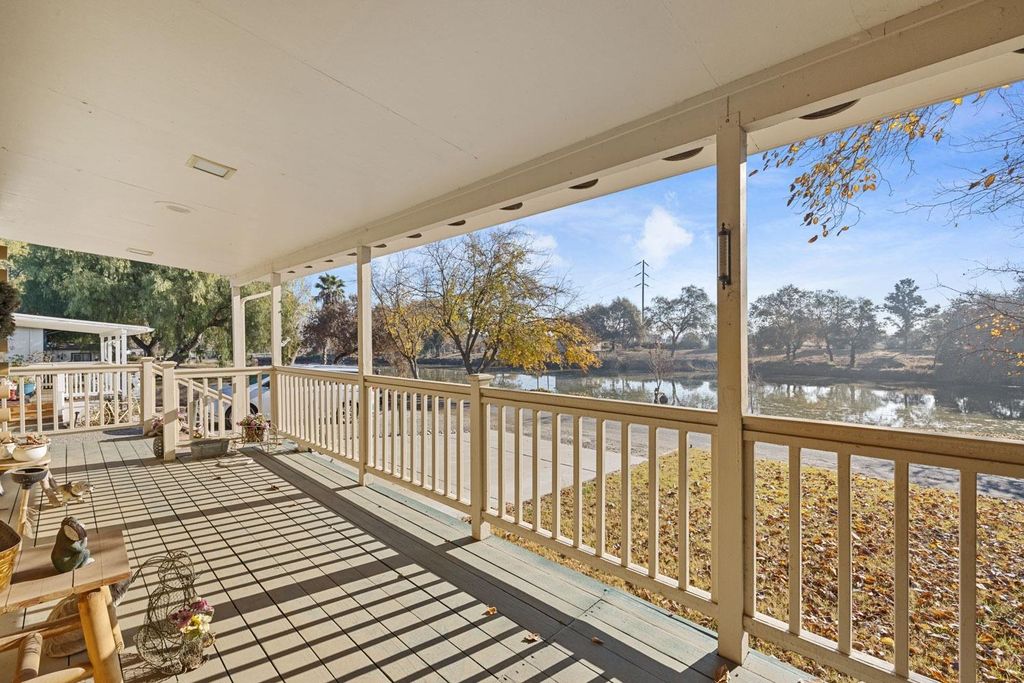 Picture 7: 2 Lakeside Drive N19, Tracy, CA 95304