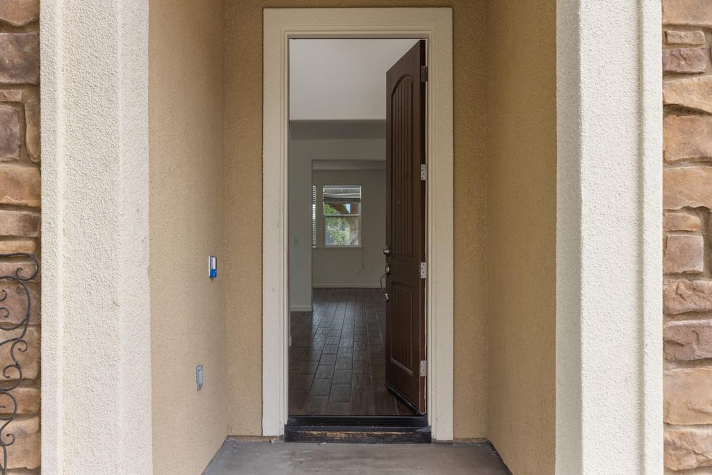 Picture 57: 1513 Rock Springs Avenue, Manteca, CA 95337