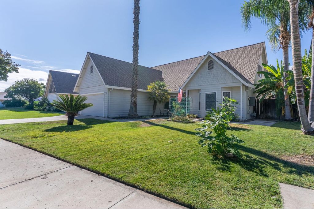 Picture 25: 527 Sunflower Drive, Patterson, CA 95363