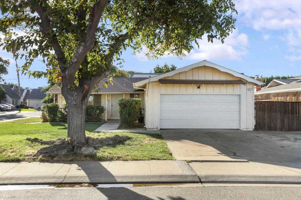 Picture 3: 2613 Balboa Drive, Tracy, CA 95376