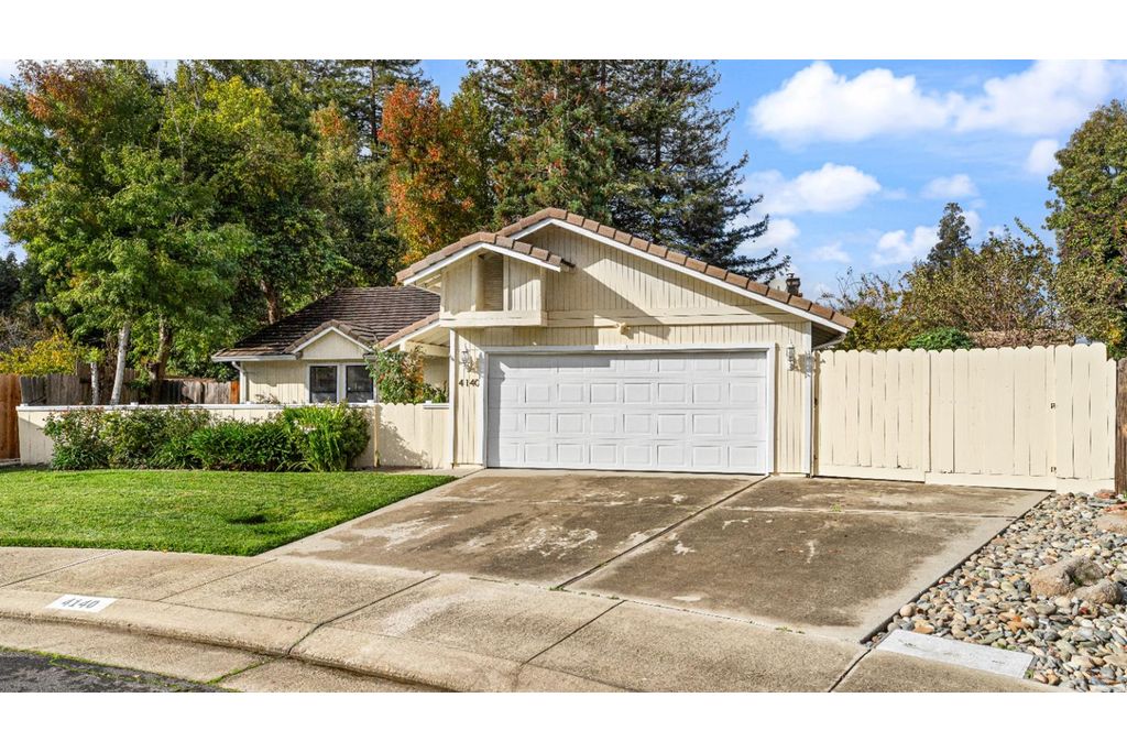 Picture 58: 4140 Boulder Creek Court, Stockton, CA 95219