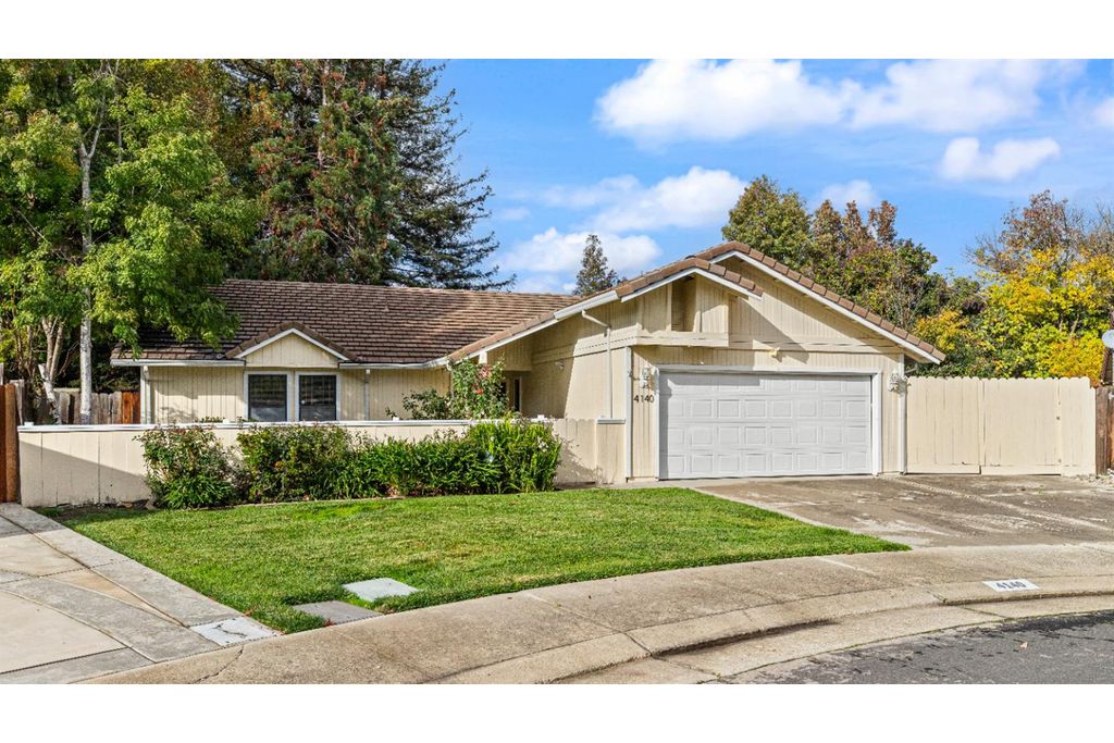Picture 58: 4140 Boulder Creek Court, Stockton, CA 95219
