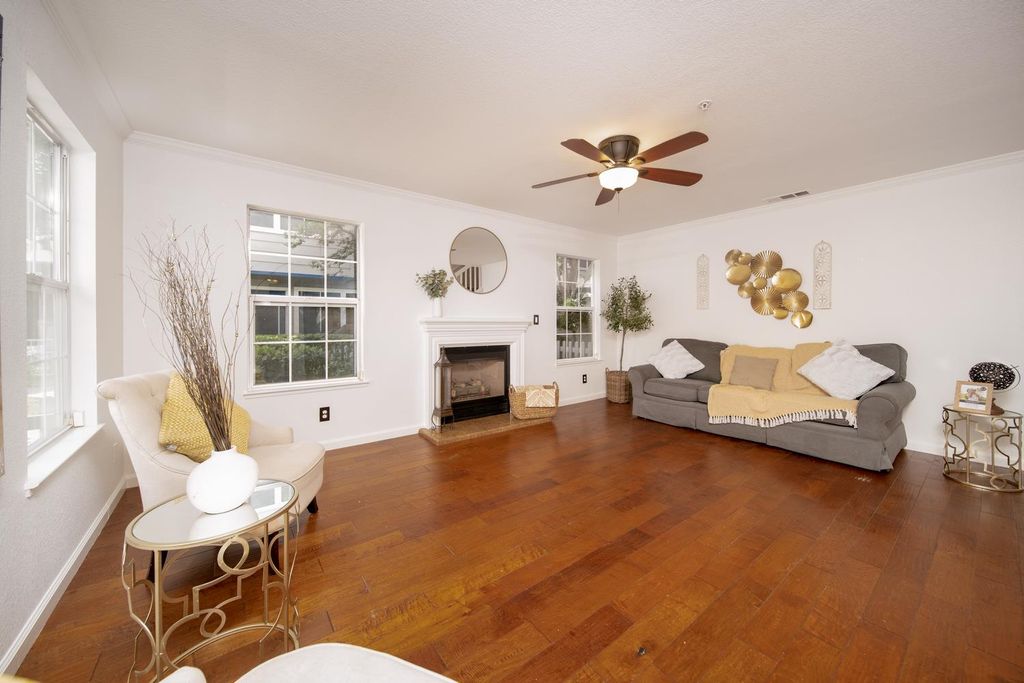 Picture 3: 2192 Wildflower Court, Tracy, CA 95376