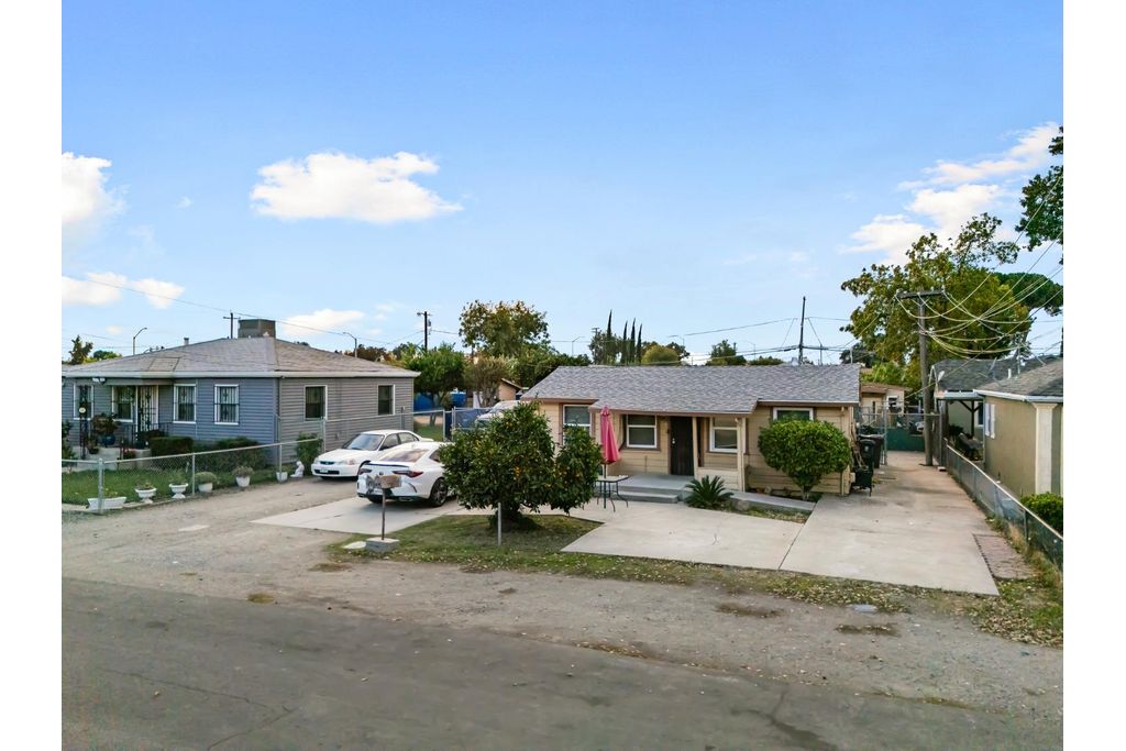 Picture 26: 915 S Hinkley Avenue, Stockton, CA 95215