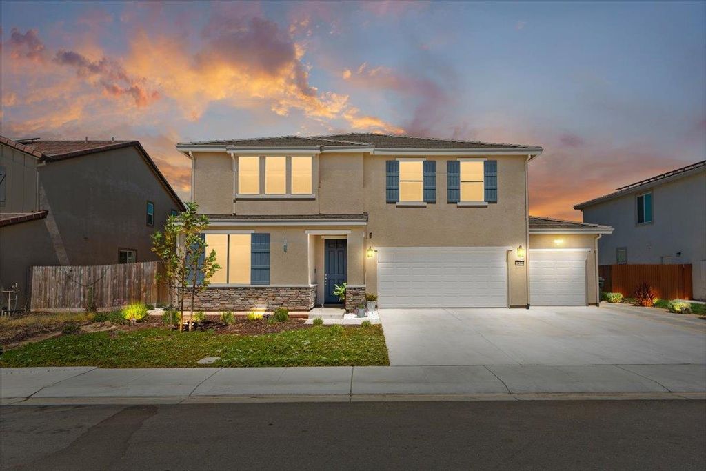 Picture 50: 2851 Ski Beach Street, Manteca, CA 95337