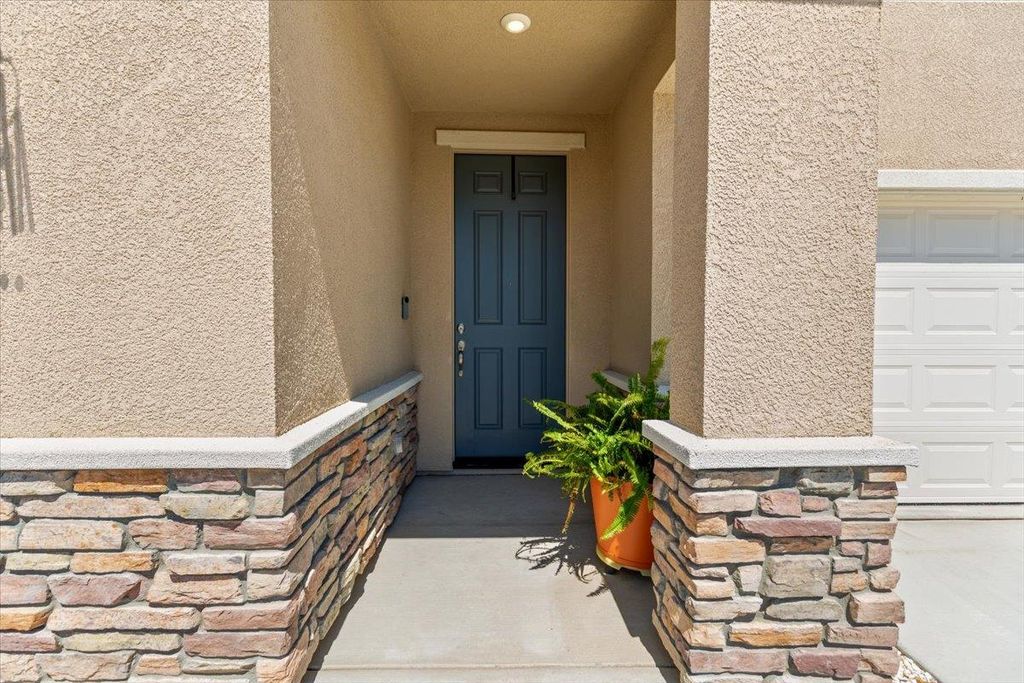 Picture 50: 2851 Ski Beach Street, Manteca, CA 95337