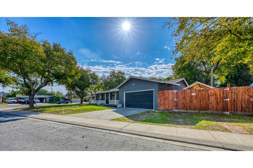 Picture 27: 322 Coronado Way, Tracy, CA 95376