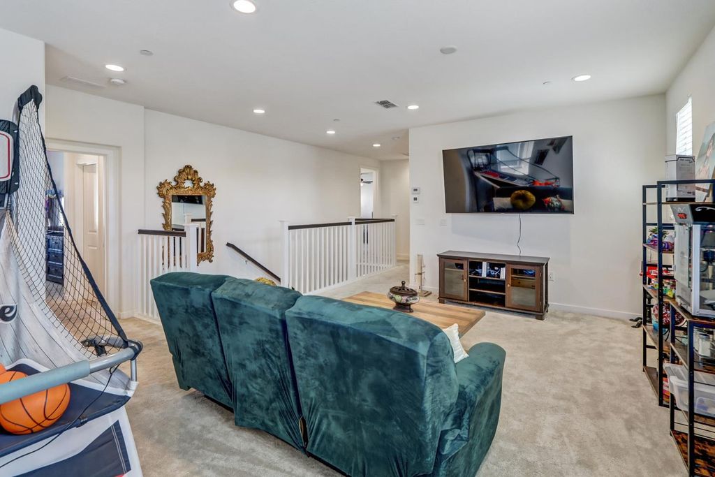 Picture 32: 17591 Graceada Lane, Lathrop, CA 95330