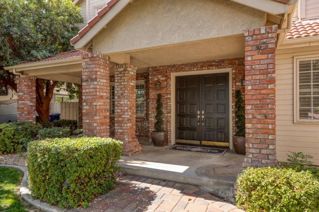 Picture 51: 2705 Lake Front Court, Modesto, CA 95355